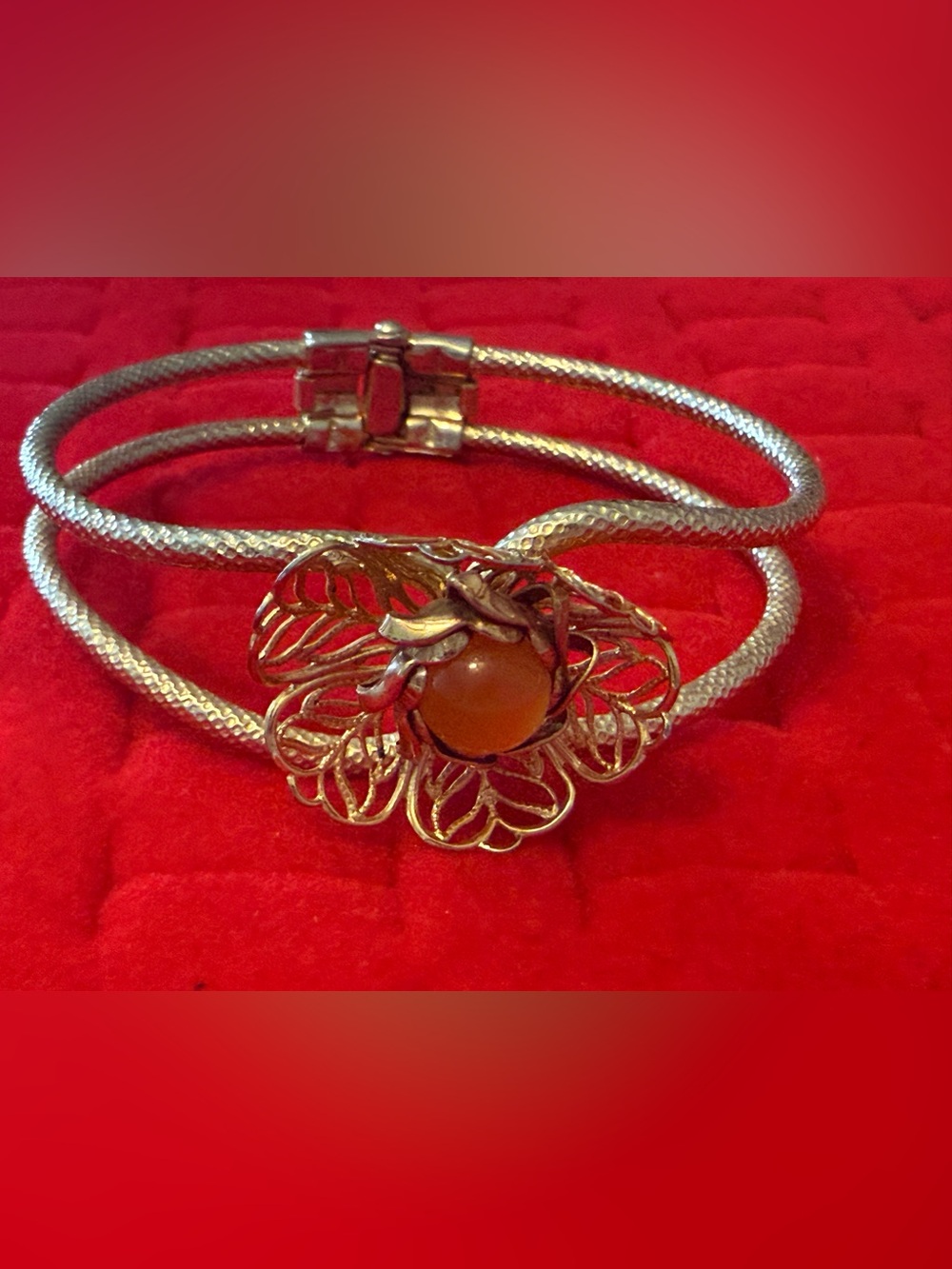 Vintage Gold Tone Floral Bracelet with Amber Cabochon